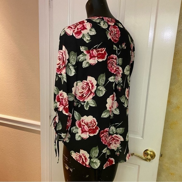 NEW NY&C Red Floral Print Black Tunic Top Blouse - Picture 5 of 7